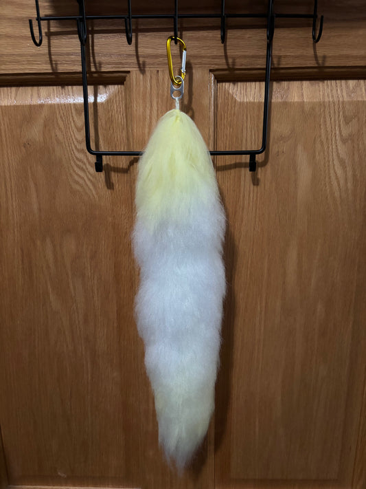White Glow Tail