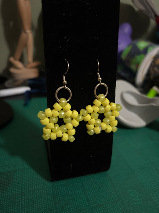 Mini Kandi Star Earrings